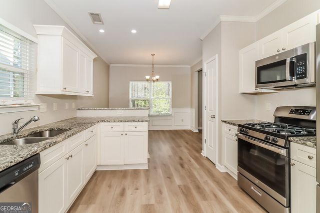 302 Crescent Woode Drive, Dallas, GA 30157