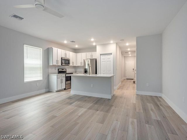 15359 Wildflower CIR, Naples, FL 34119