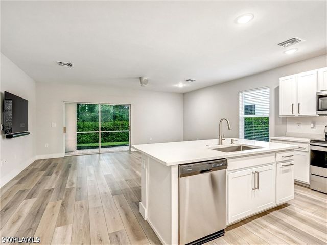 15359 Wildflower CIR, Naples, FL 34119