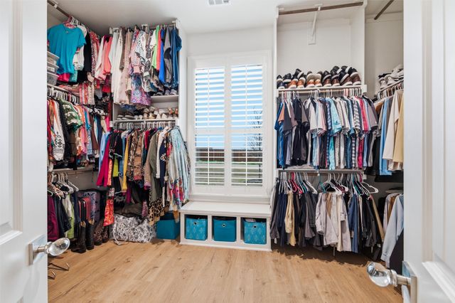 2330 Kinley Brooke Drive, Waxahachie, TX 75167