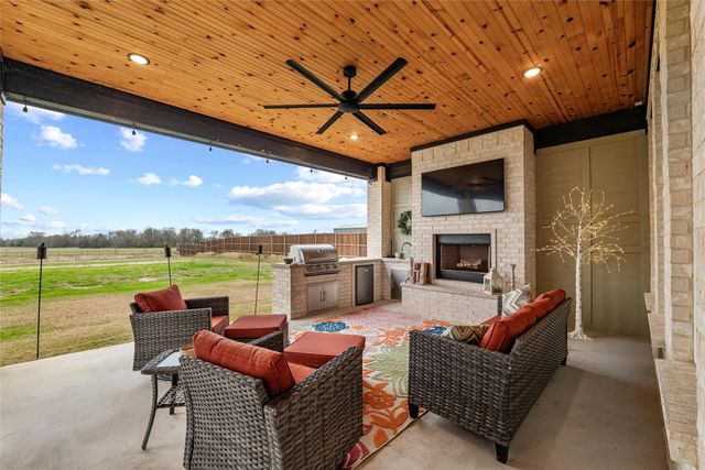 2330 Kinley Brooke Drive, Waxahachie, TX 75167