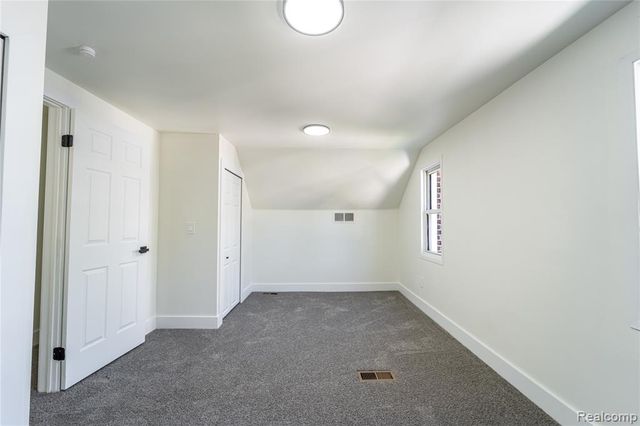 22427 Hanson Court, Saint Clair Shores, MI 48080