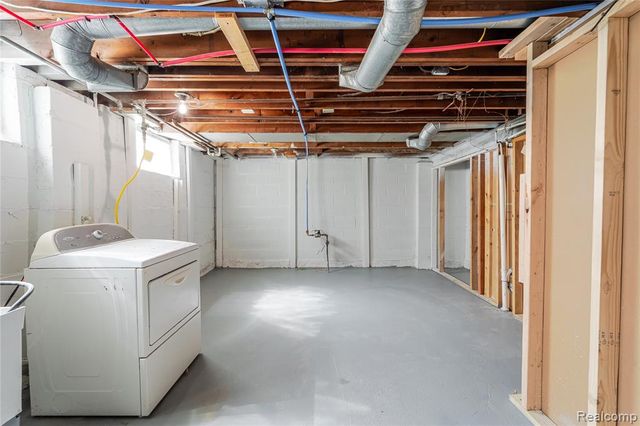 22427 Hanson Court, Saint Clair Shores, MI 48080