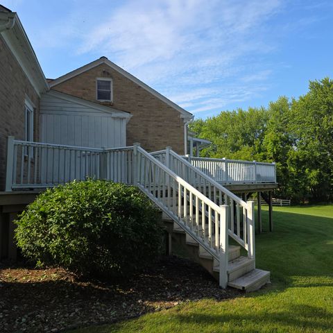 1180 N River Road, Saginaw, MI 48609
