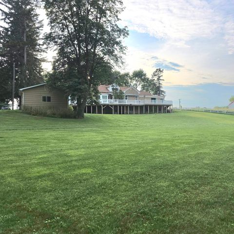 1180 N River Road, Saginaw, MI 48609