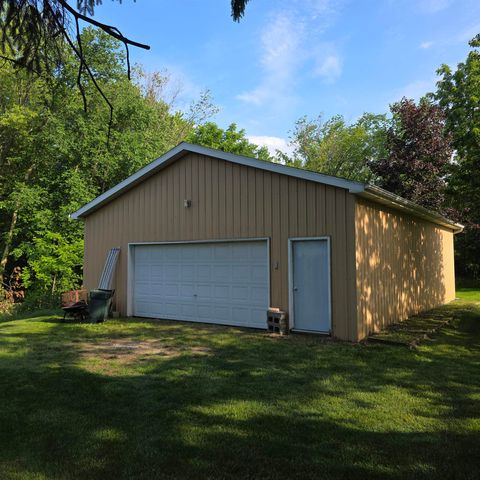 1180 N River Road, Saginaw, MI 48609