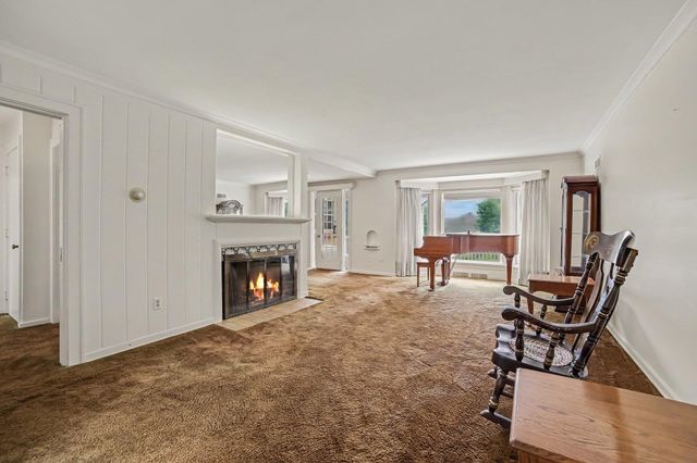 1180 N River Road, Saginaw, MI 48609