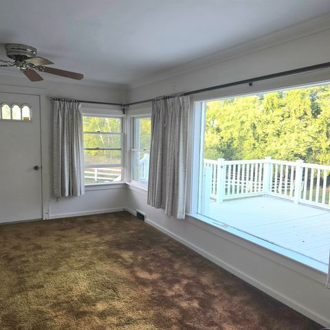 1180 N River Road, Saginaw, MI 48609
