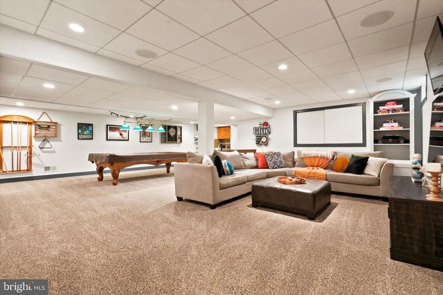 165 BIRKDALE DR, Blue Bell, PA 19422