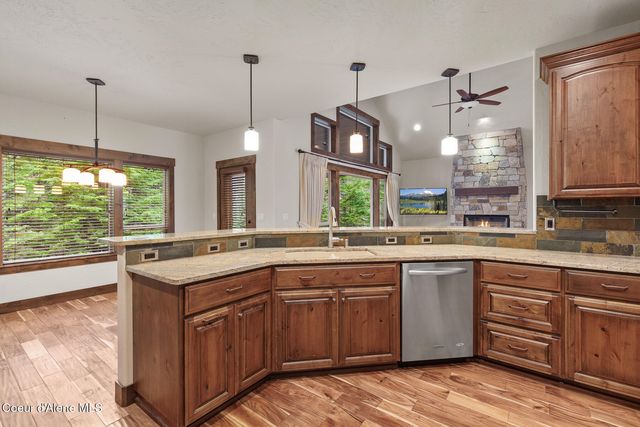 12507 N Pebble Creek DR, Hayden, ID 83835