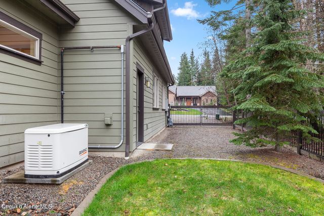 12507 N Pebble Creek DR, Hayden, ID 83835