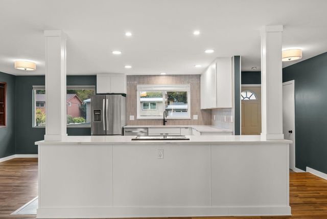 413 N 3rd St, Cheney, WA 99004