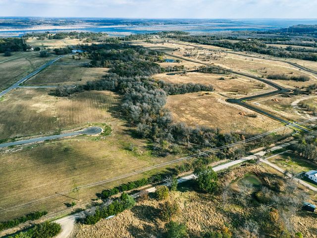 270 Nautical Court, Dodd City, TX 75438