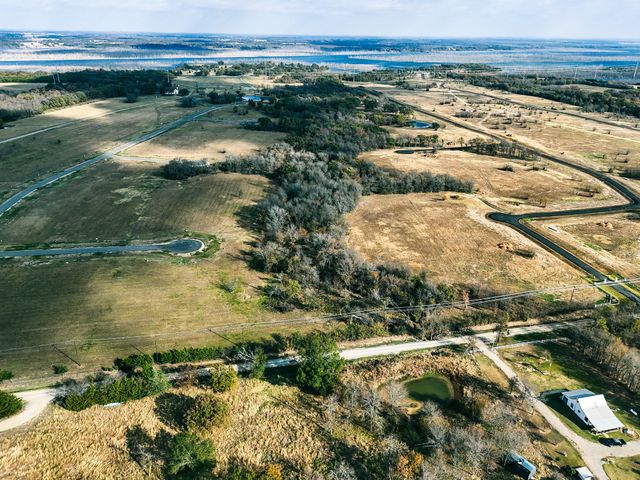 270 Nautical Court, Dodd City, TX 75438