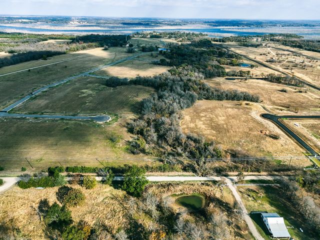 270 Nautical Court, Dodd City, TX 75438