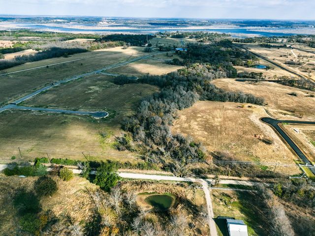 270 Nautical Court, Dodd City, TX 75438