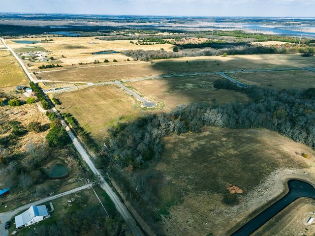 270 Nautical Court, Dodd City, TX 75438