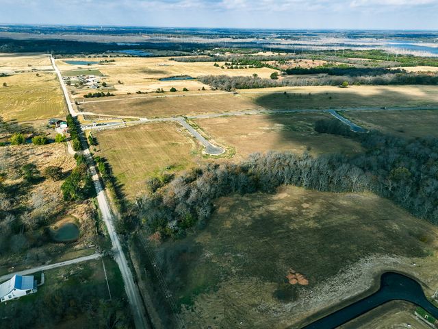 270 Nautical Court, Dodd City, TX 75438