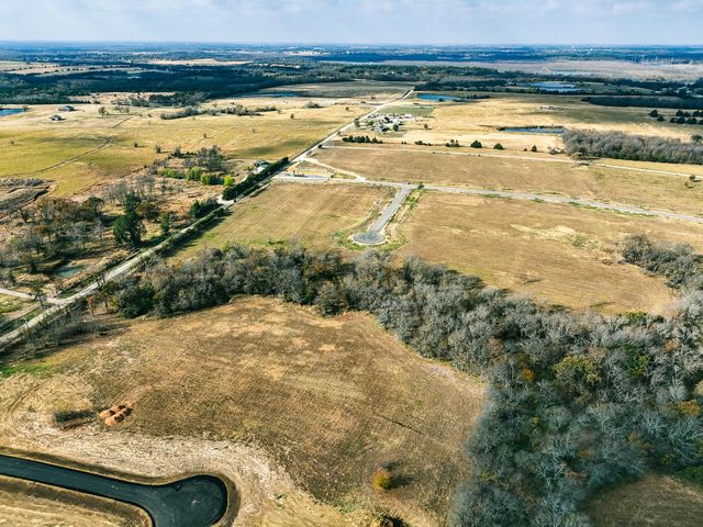 270 Nautical Court, Dodd City, TX 75438