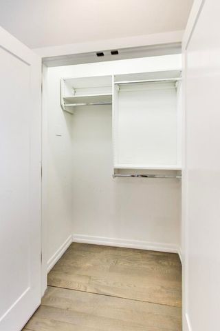 552 E 46th Place 2, Chicago, IL 60653