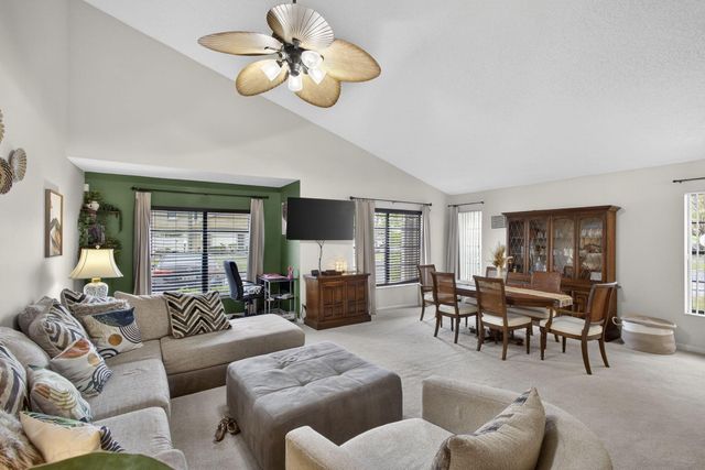 4499 Willow Pond Road C, West Palm Beach, FL 33417