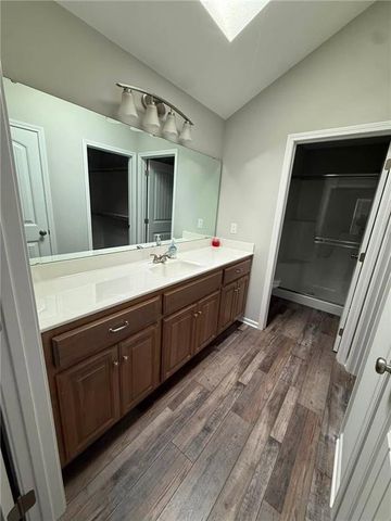 1812 N Crane Lane, Independence, MO 64058