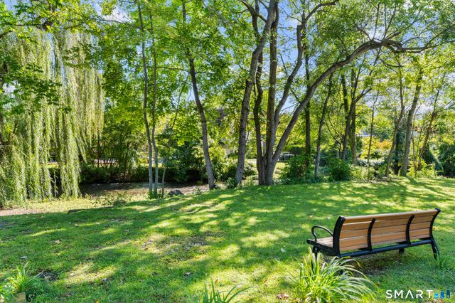 154 Cold Spring Road 3, Stamford, CT 06905