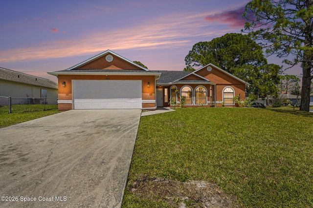 1801 Bashaw Street NW, Palm Bay, FL 32907