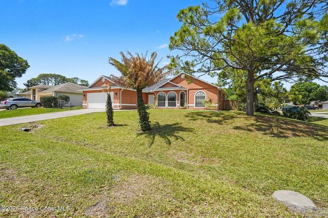 1801 Bashaw Street NW, Palm Bay, FL 32907