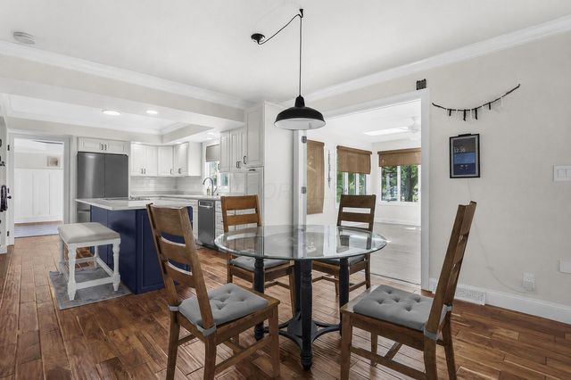 2393 Cove Point Court, Powell, OH 43065