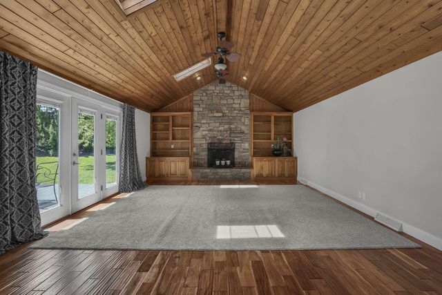 2393 Cove Point Court, Powell, OH 43065