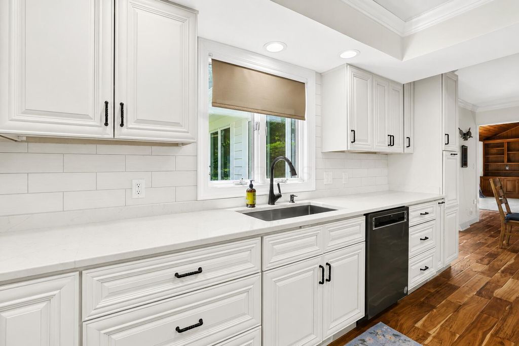 2393 Cove Point Court, Powell, OH 43065