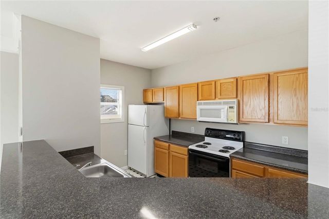 4802 51ST STREET W 1915, Bradenton, FL 34210