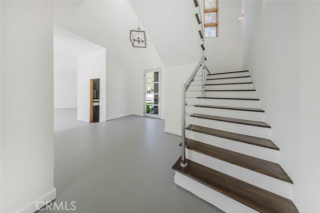 2004 Glen Allen Lane, Altadena, CA 91001