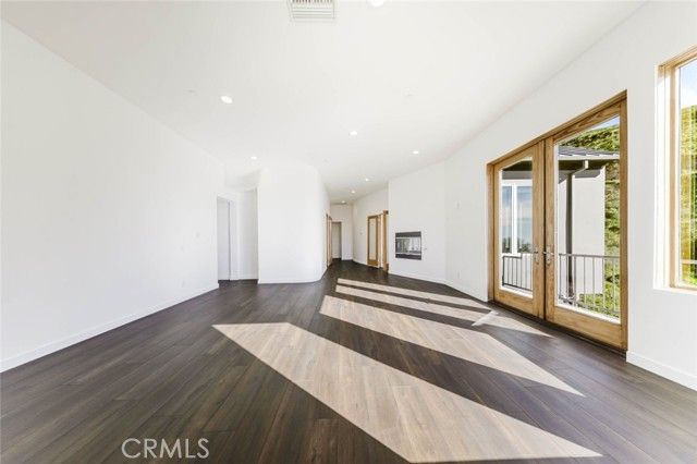 2004 Glen Allen Lane, Altadena, CA 91001