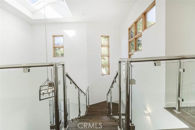 2004 Glen Allen Lane, Altadena, CA 91001