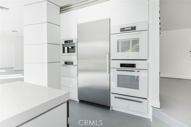 2004 Glen Allen Lane, Altadena, CA 91001