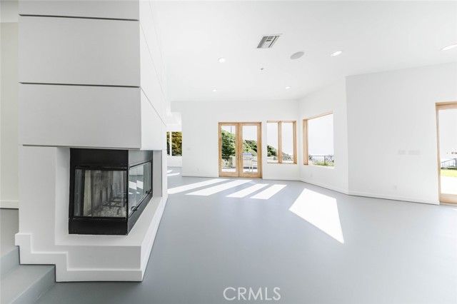 2004 Glen Allen Lane, Altadena, CA 91001