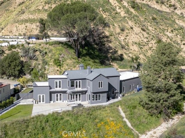 2004 Glen Allen Lane, Altadena, CA 91001