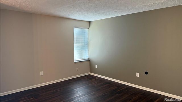 33249 FARGO Street, Livonia, MI 48152