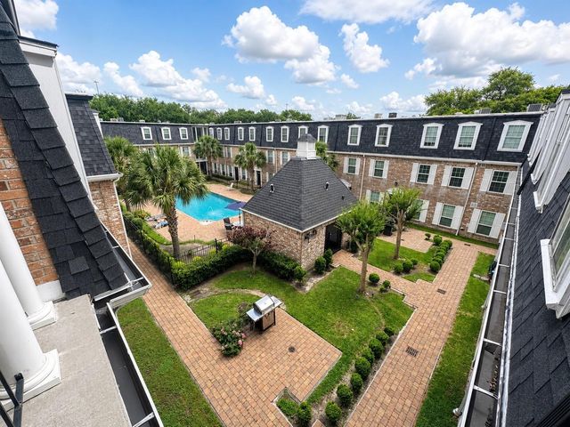 361 North Post Oak Lane 343, Houston, TX 77024