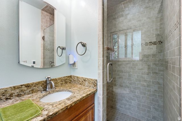 3059 N 2350 E, Layton, UT 84040