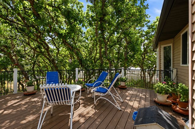 3059 N 2350 E, Layton, UT 84040