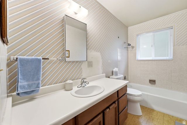 3059 N 2350 E, Layton, UT 84040