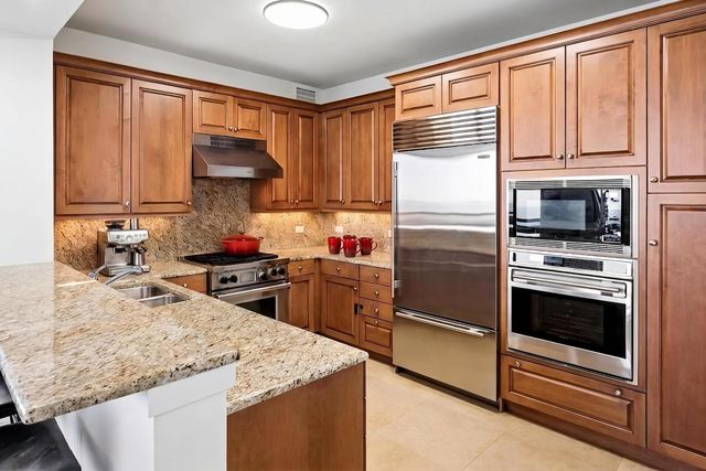 600 N Lake Shore Drive 4211, Chicago, IL 60611