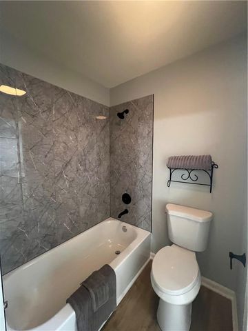 1314 R D Mize Road, Grain Valley, MO 64029