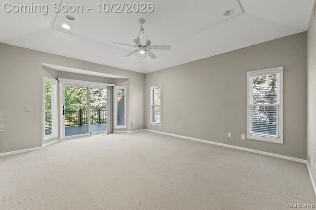 4654 Woodland Hills Drive, Rochester, MI 48306