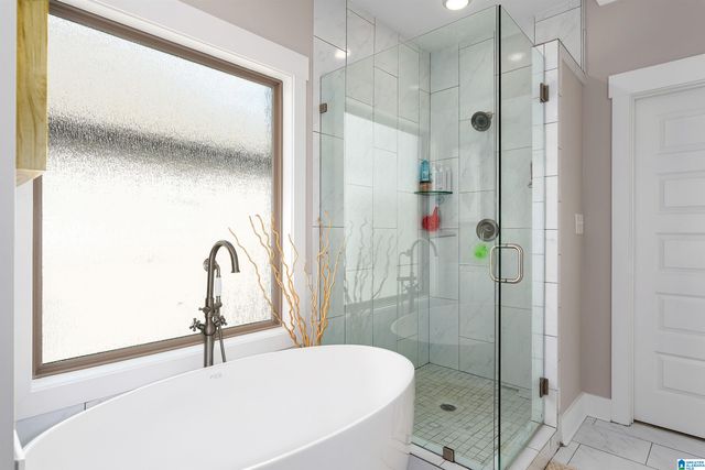 1076 CREEL DRIVE, Moody, AL 35004