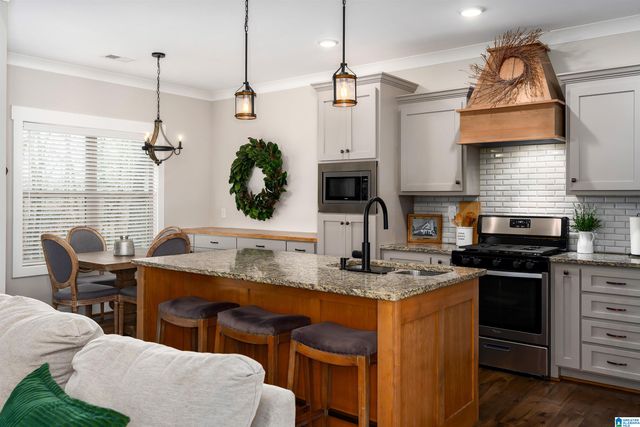 1076 CREEL DRIVE, Moody, AL 35004