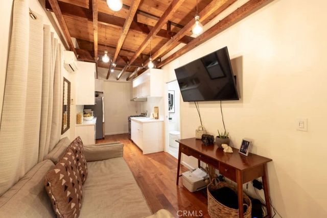 1301 Seward, Los Angeles, CA 90028